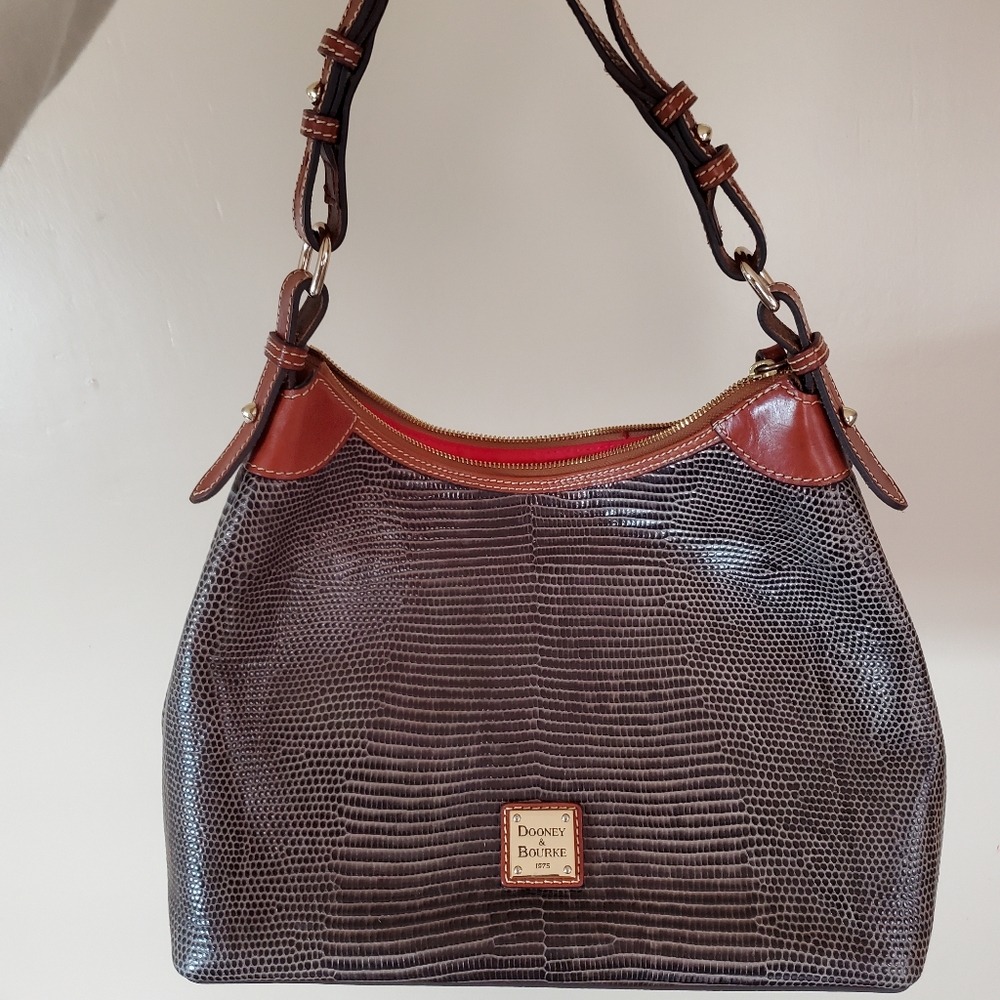 Dooney & Bourke tan and black purse